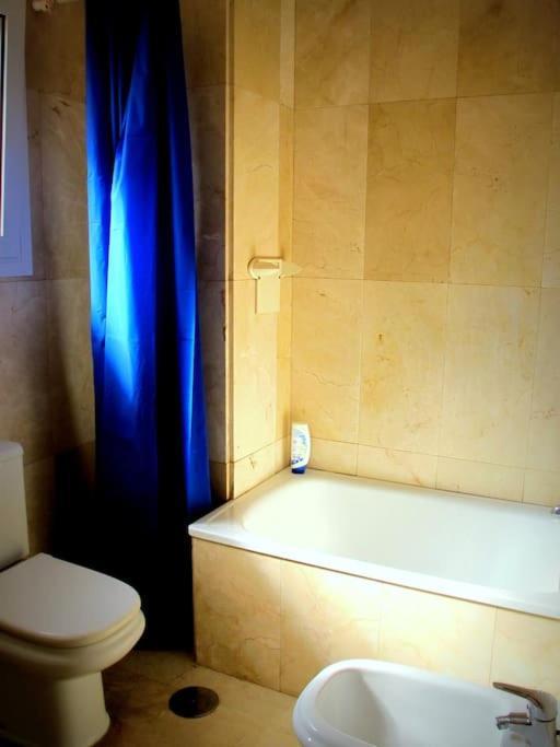 Appartamento Sea Views / Fabulous Attic / Fast Fibre Optic Tarifa Esterno foto